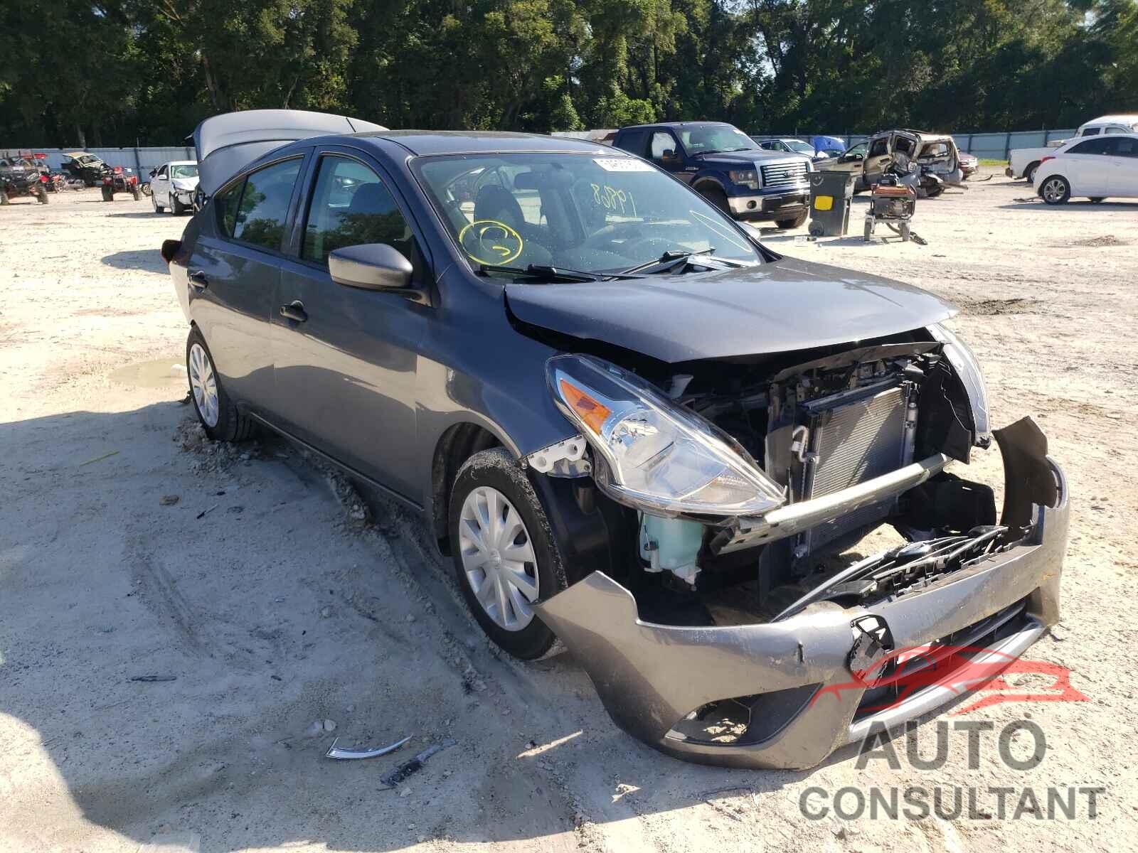 NISSAN VERSA 2019 - 3N1CN7AP1KL816095