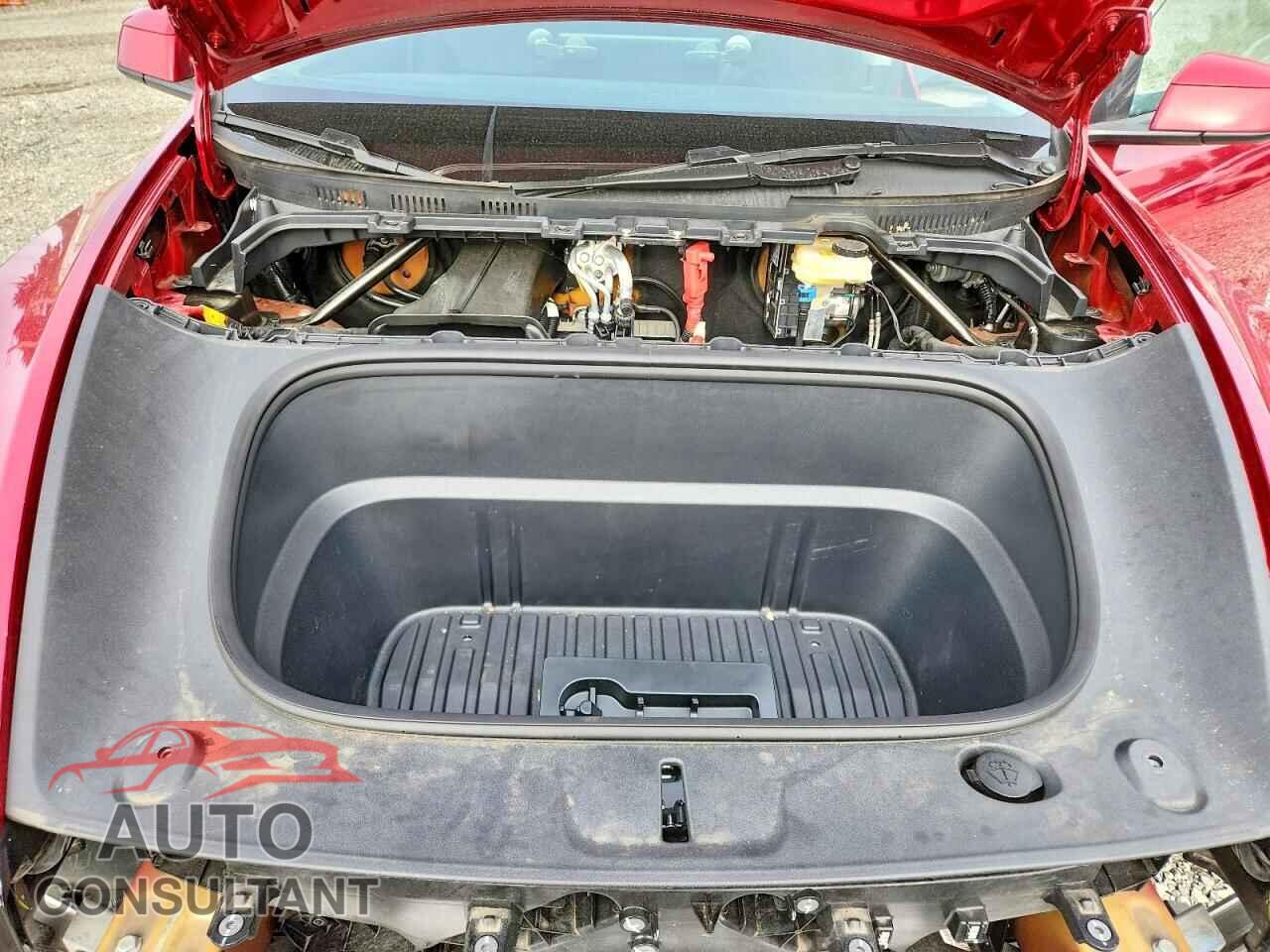 TESLA MODEL Y 2026 - 7SAYGDEE2TF330161