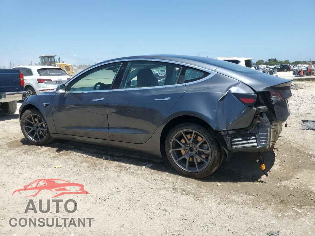 TESLA MODEL 3 2018 - 5YJ3E1EA9JF044636