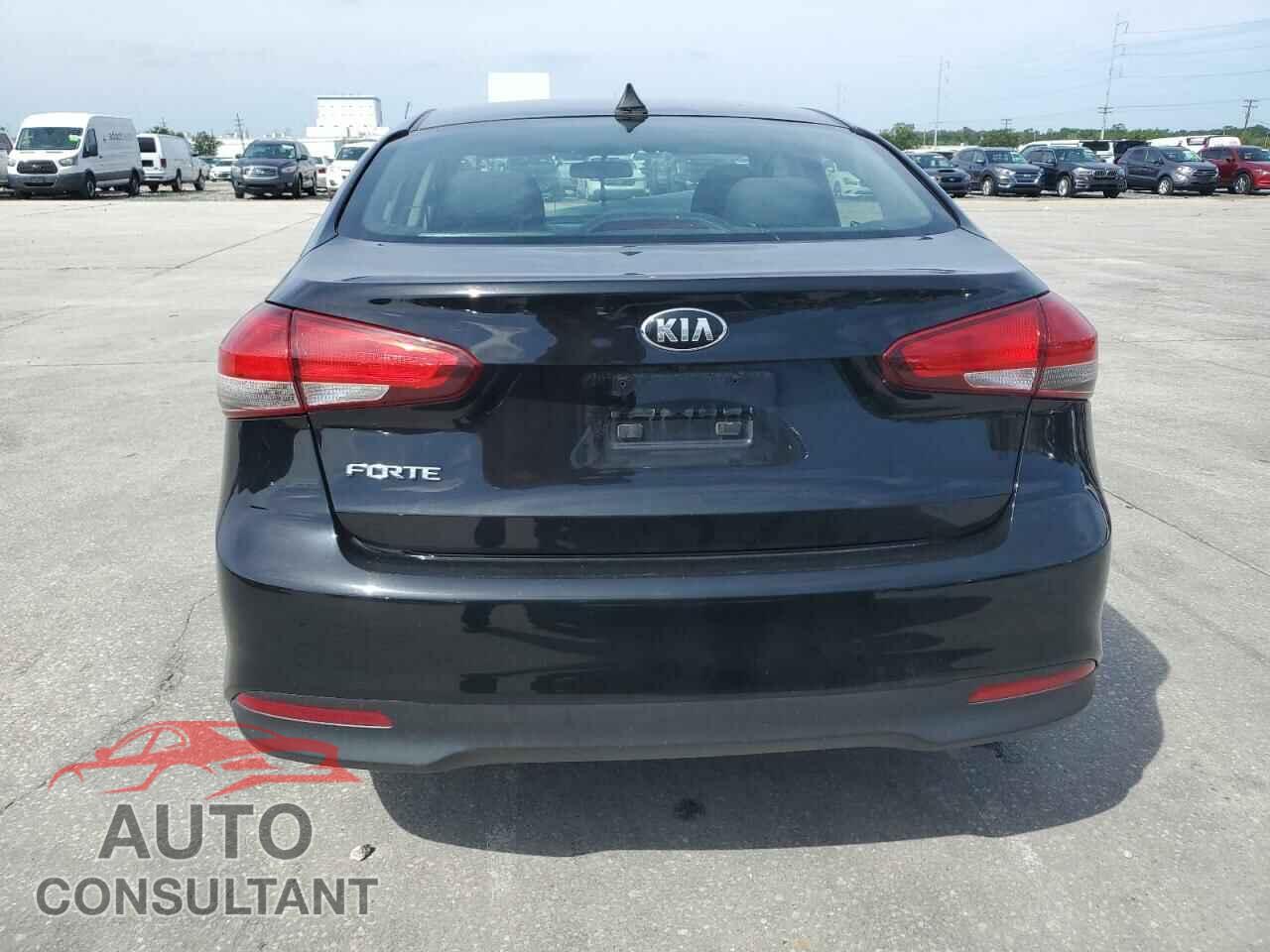KIA FORTE 2018 - 3KPFL4A75JE225544