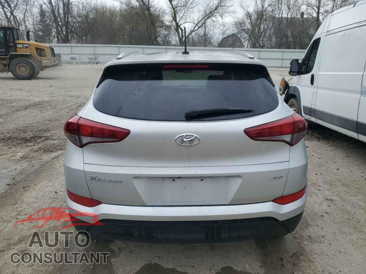 HYUNDAI TUCSON 2017 - KM8J3CA41HU484145