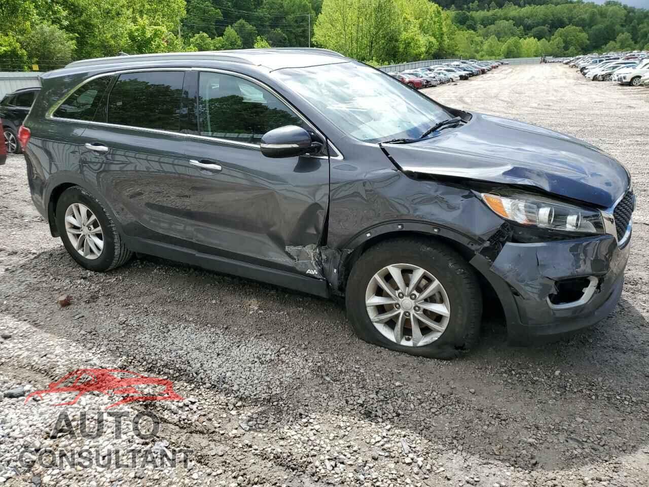 KIA SORENTO 2018 - 5XYPGDA32JG409302