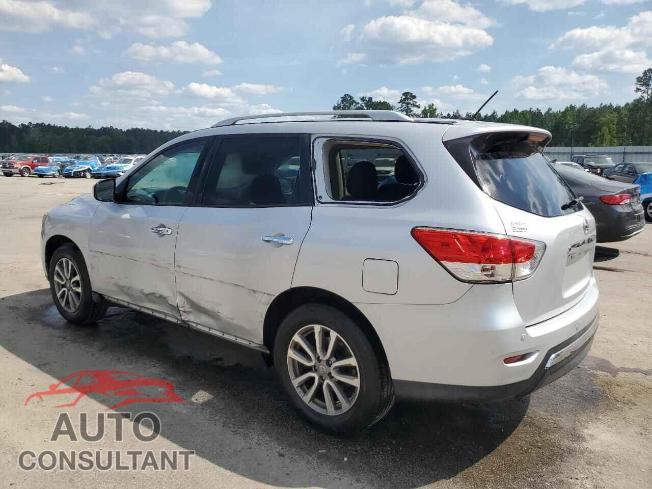 NISSAN PATHFINDER 2015 - 5N1AR2MN4FC649069