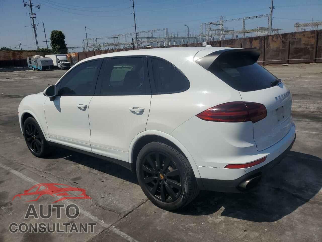 PORSCHE CAYENNE 2017 - WP1AA2A26HKA91514