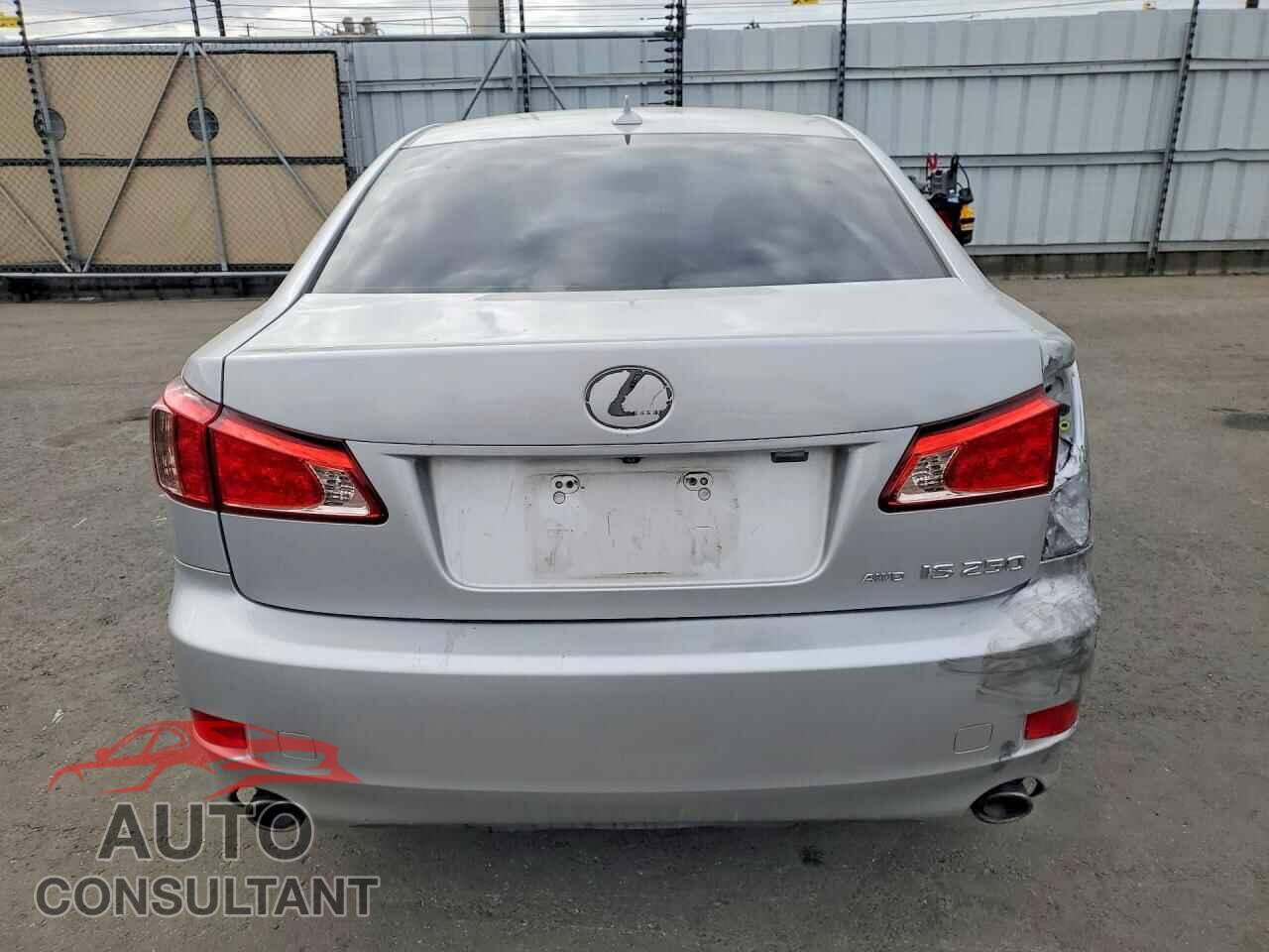 LEXUS IS 2012 - JTHCF5C24C5054266