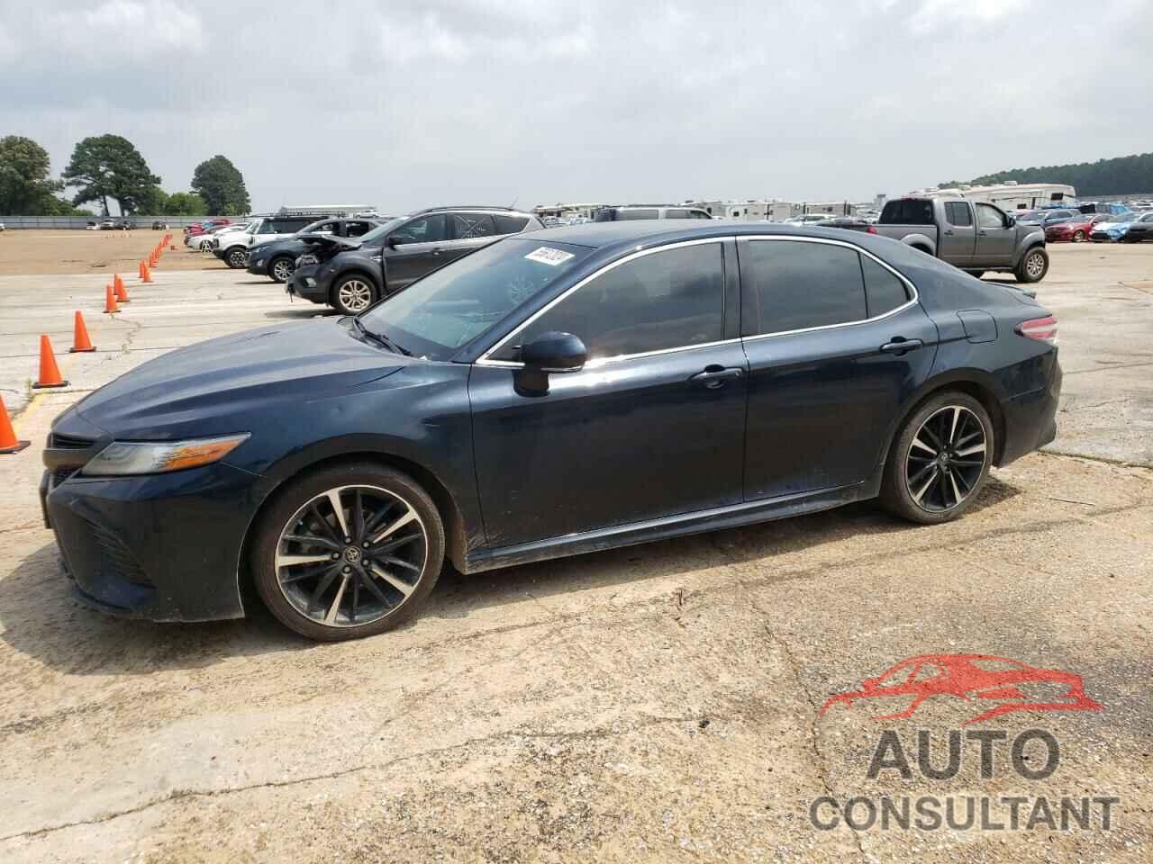 TOYOTA CAMRY 2018 - 4T1B61HK8JU633533