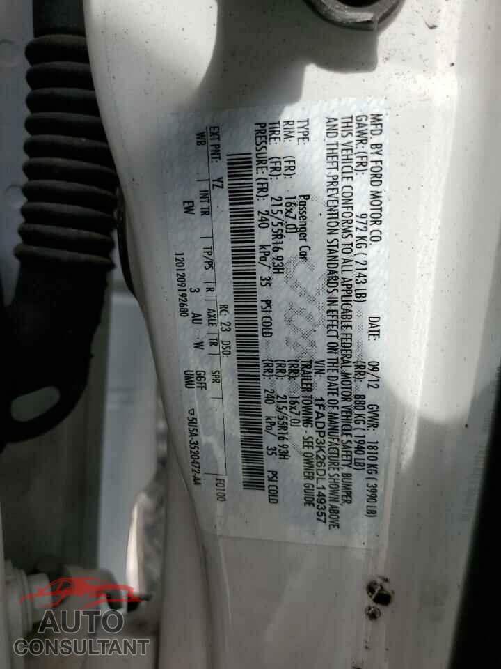 FORD FOCUS 2013 - 1FADP3K26DL149357