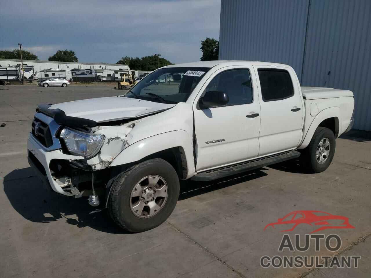 TOYOTA TACOMA 2013 - 3TMLU4EN8DM112352