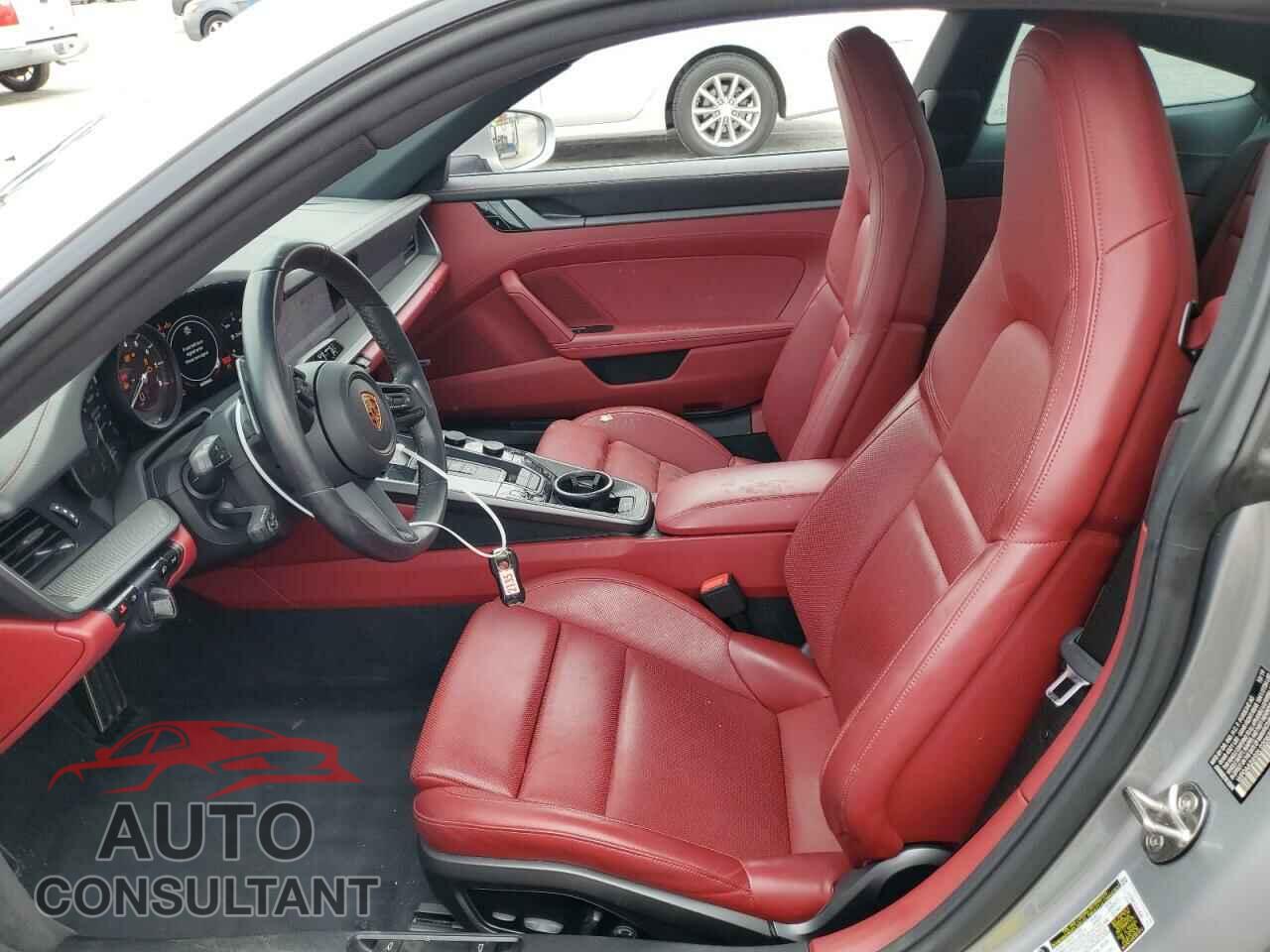 PORSCHE 911 2020 - WP0AA2A92LS205323