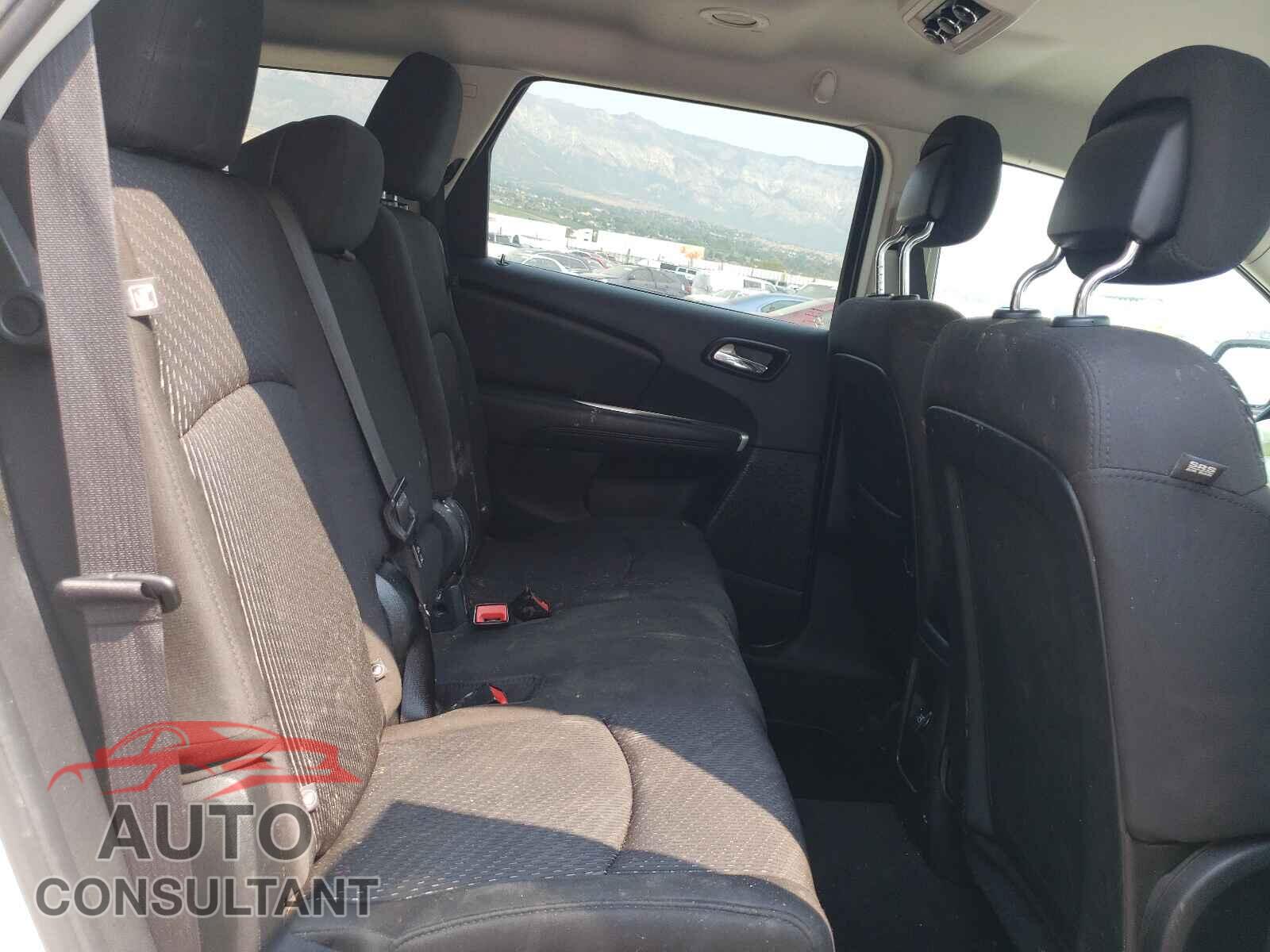 DODGE JOURNEY 2017 - 3C4PDDBG2HT574568