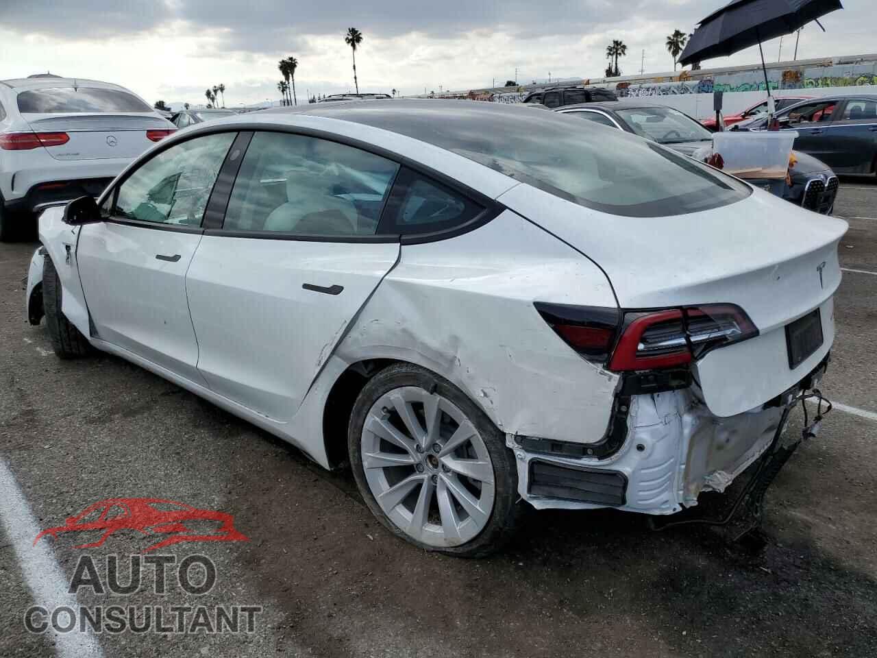 TESLA MODEL 3 2022 - 5YJ3E1EBXNF337718