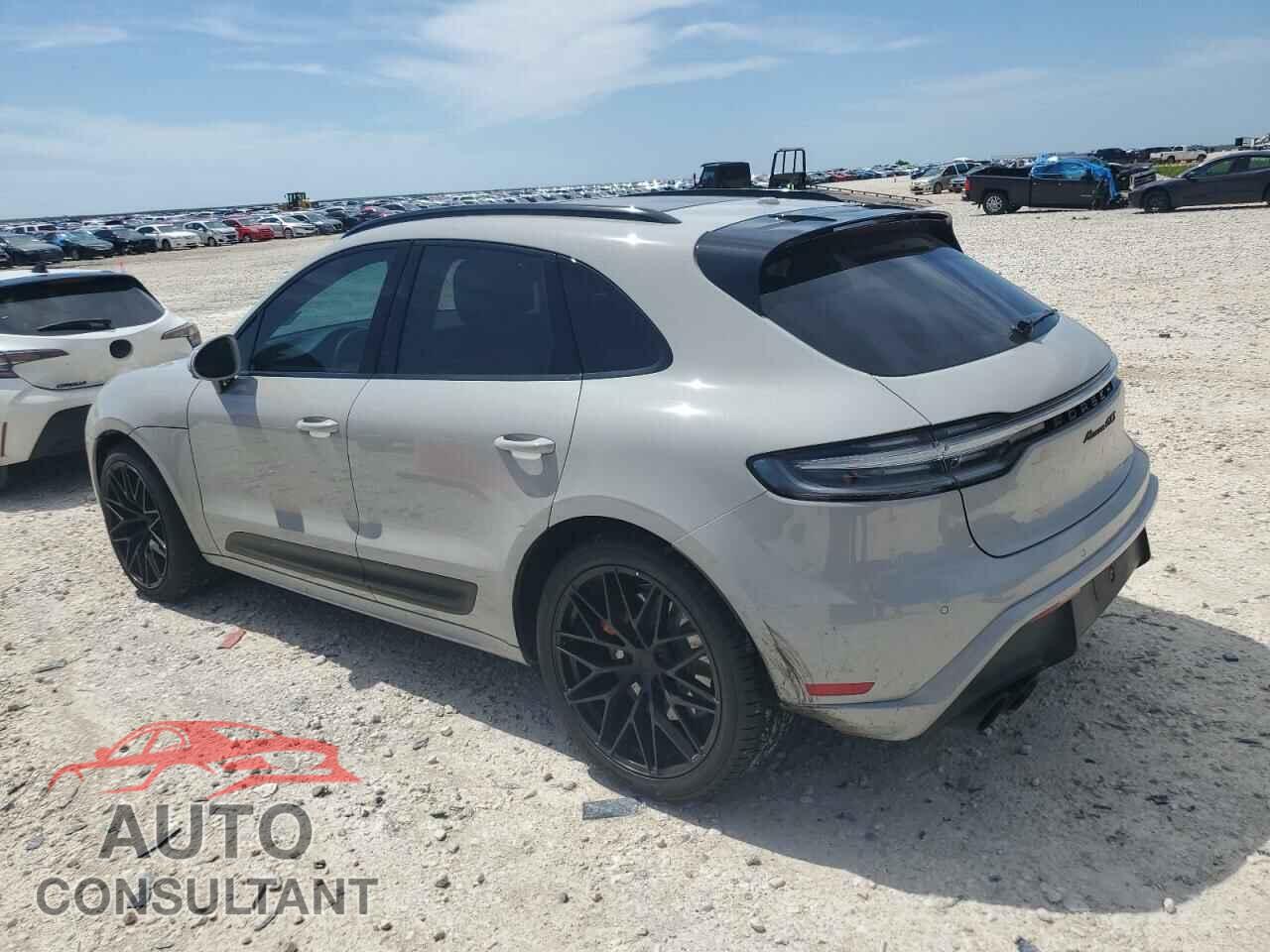 PORSCHE MACAN 2022 - WP1AF2A56NLB31575