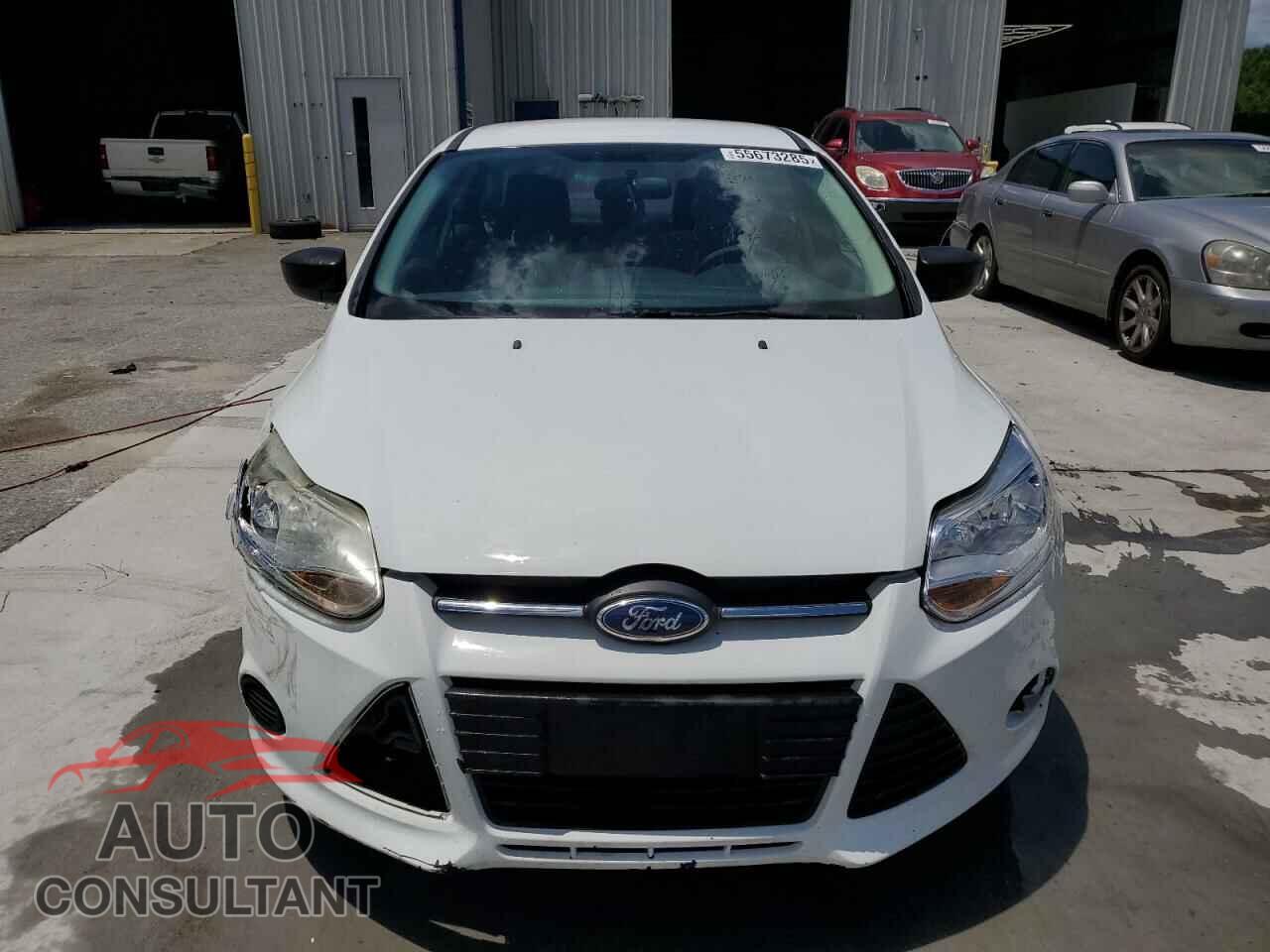FORD FOCUS 2014 - 1FADP3E24EL177073