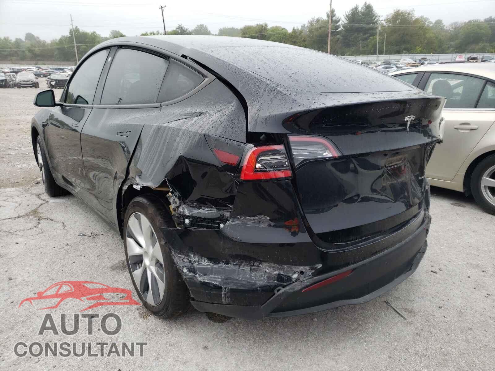 TESLA MODEL Y 2021 - 5YJYGAEE1MF134905