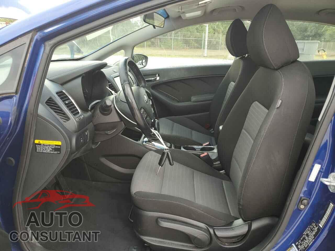 KIA FORTE 2017 - 3KPFL4A72HE067495
