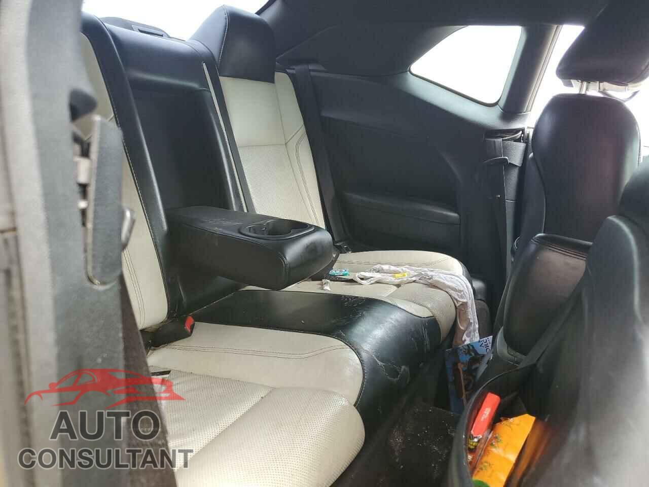 DODGE CHALLENGER 2017 - 2C3CDZGG0HH611845