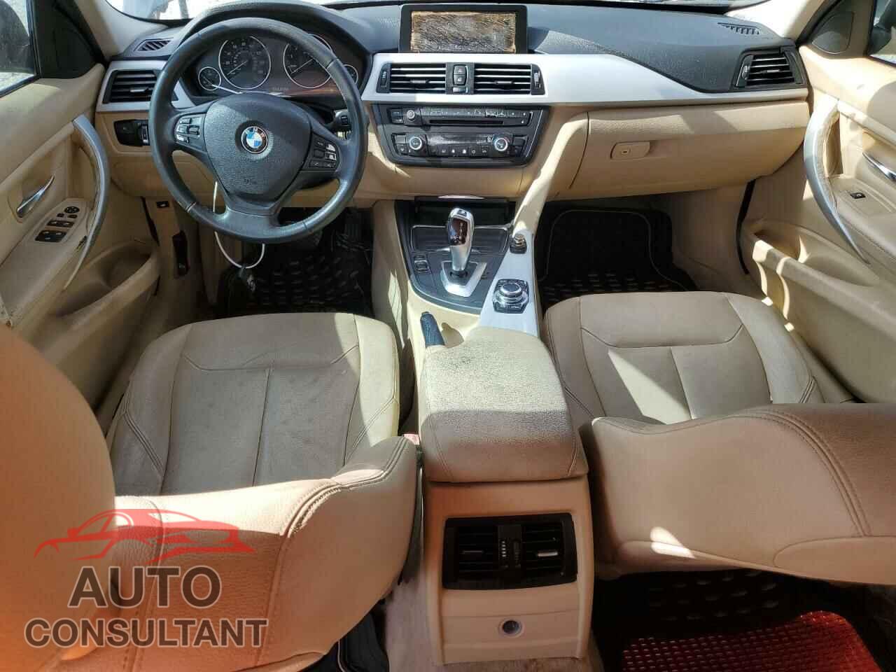 BMW 3 SERIES 2012 - WBA3A5C55CF345943