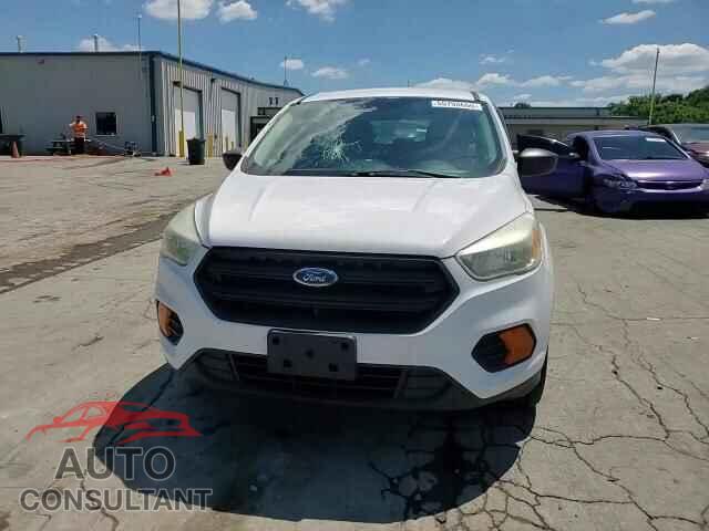 FORD ESCAPE 2017 - 1FMCU0F75HUC73828