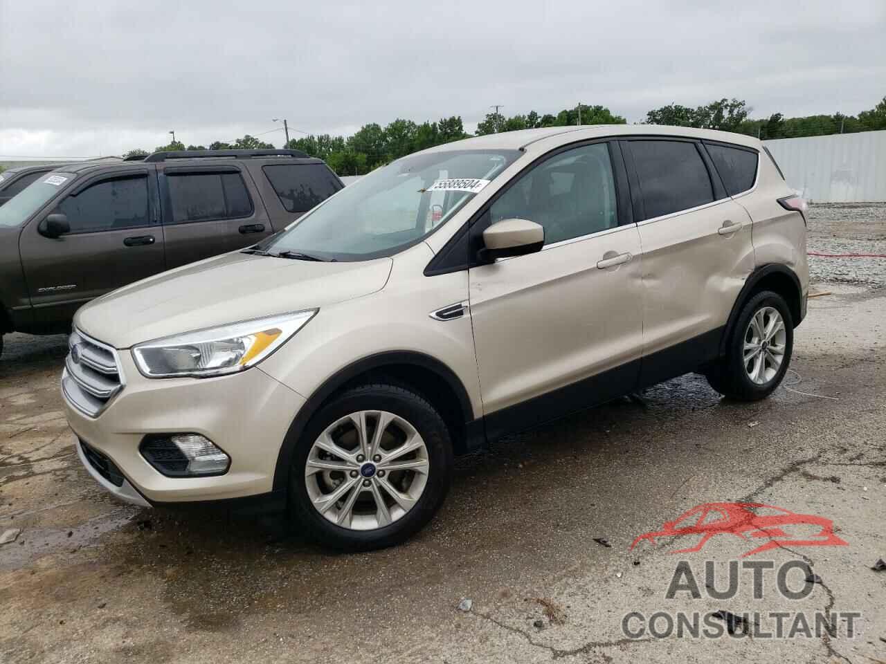 FORD ESCAPE 2017 - 1FMCU0GD3HUC00798