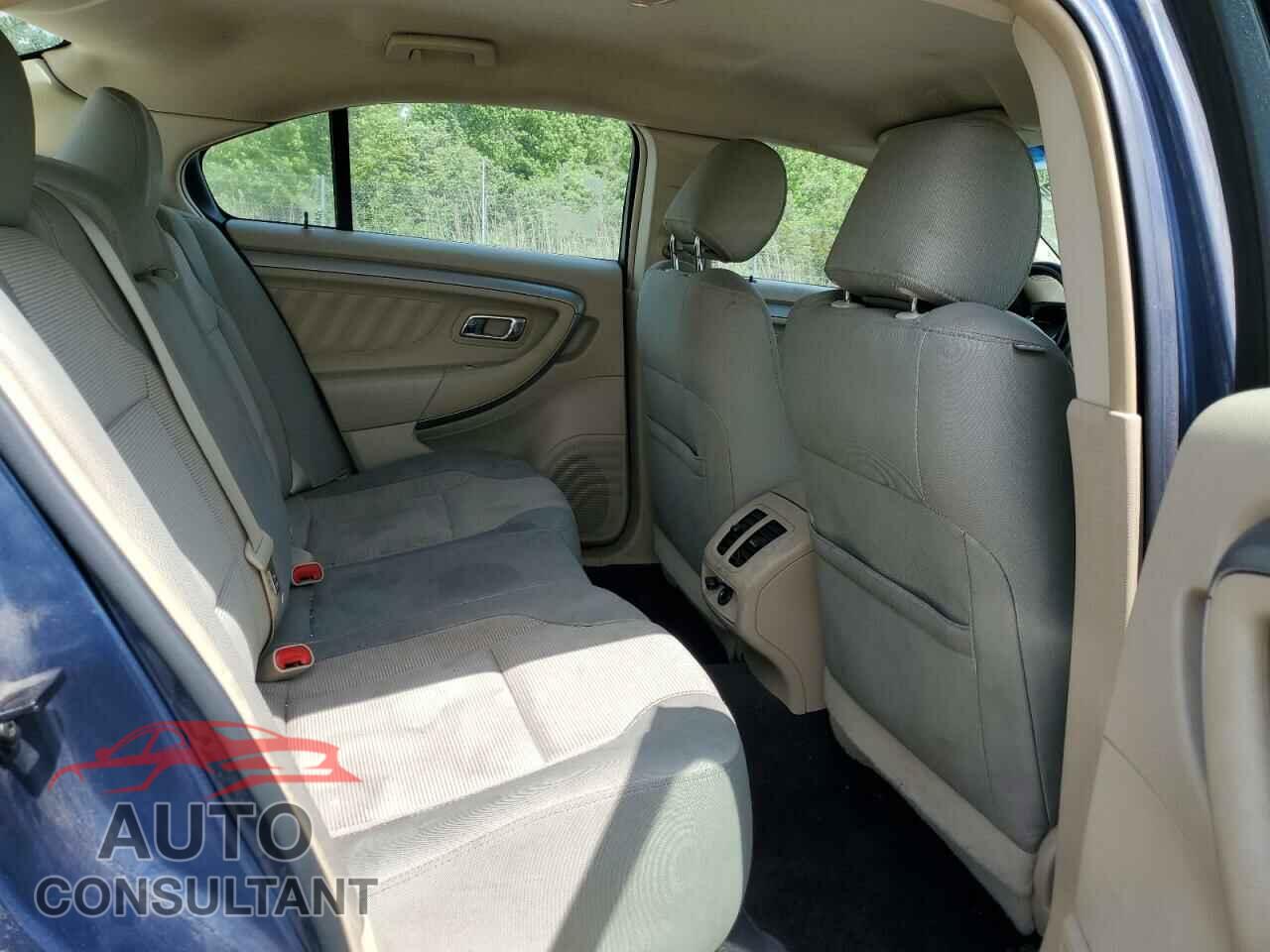 FORD TAURUS 2018 - 1FAHP2H84JG102730