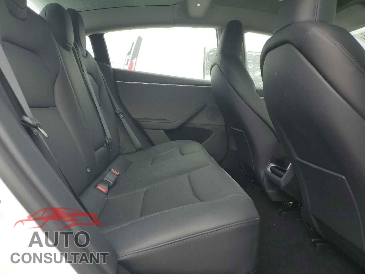 TESLA MODEL 3 2025 - 5YJ3E1EA6SF976018