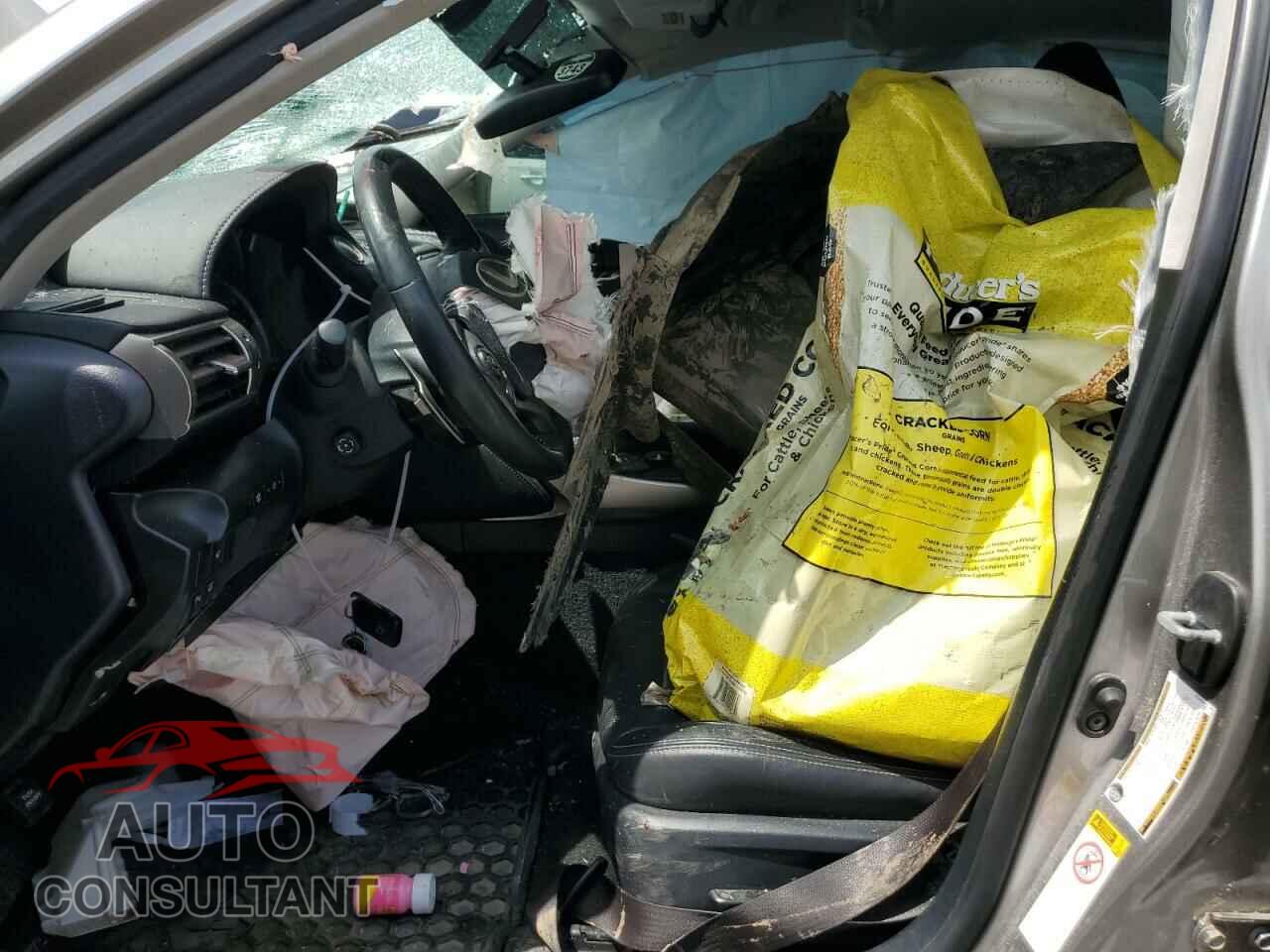 LEXUS IS 2015 - JTHCE1D26F5005942