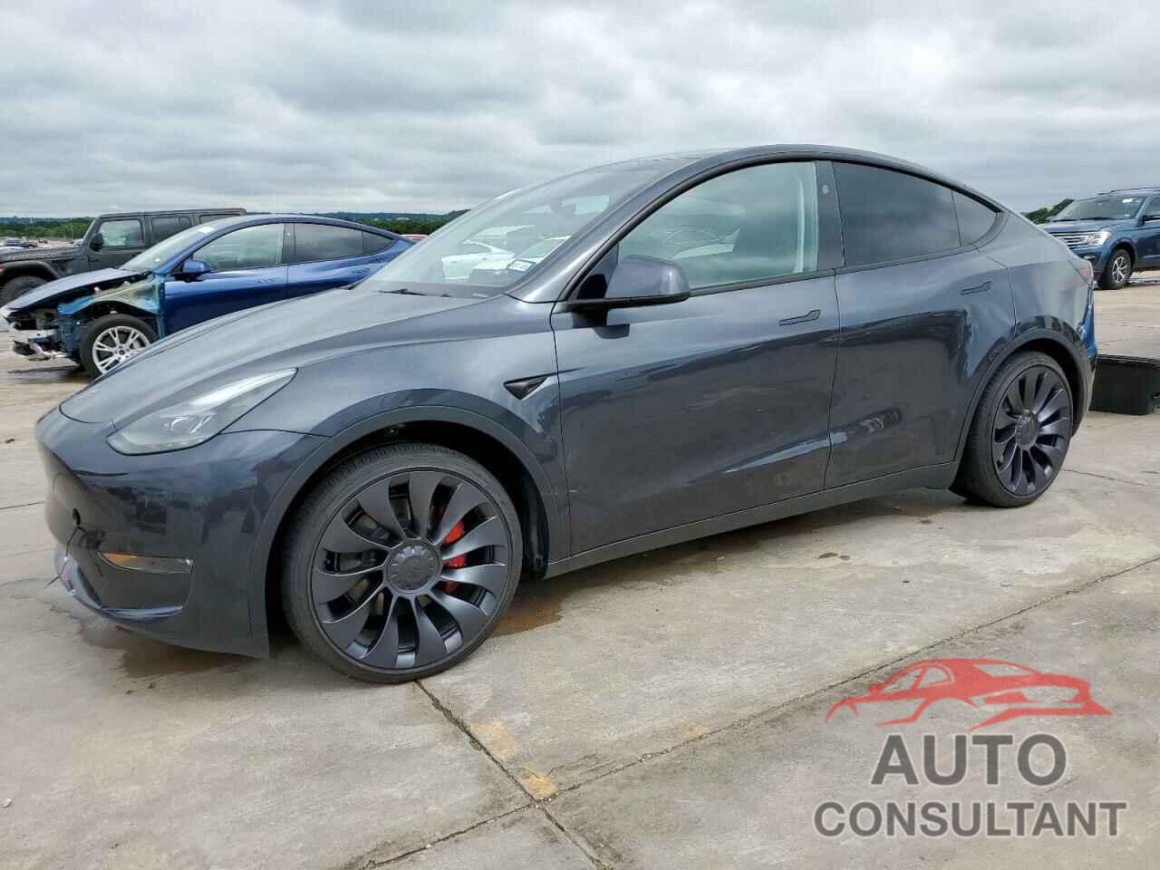 TESLA MODEL Y 2024 - 7SAYGDEF9RA312951