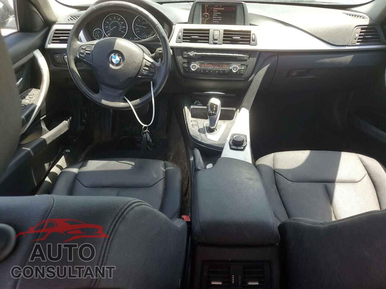 BMW 3 SERIES 2013 - WBA3B3C55DF541920