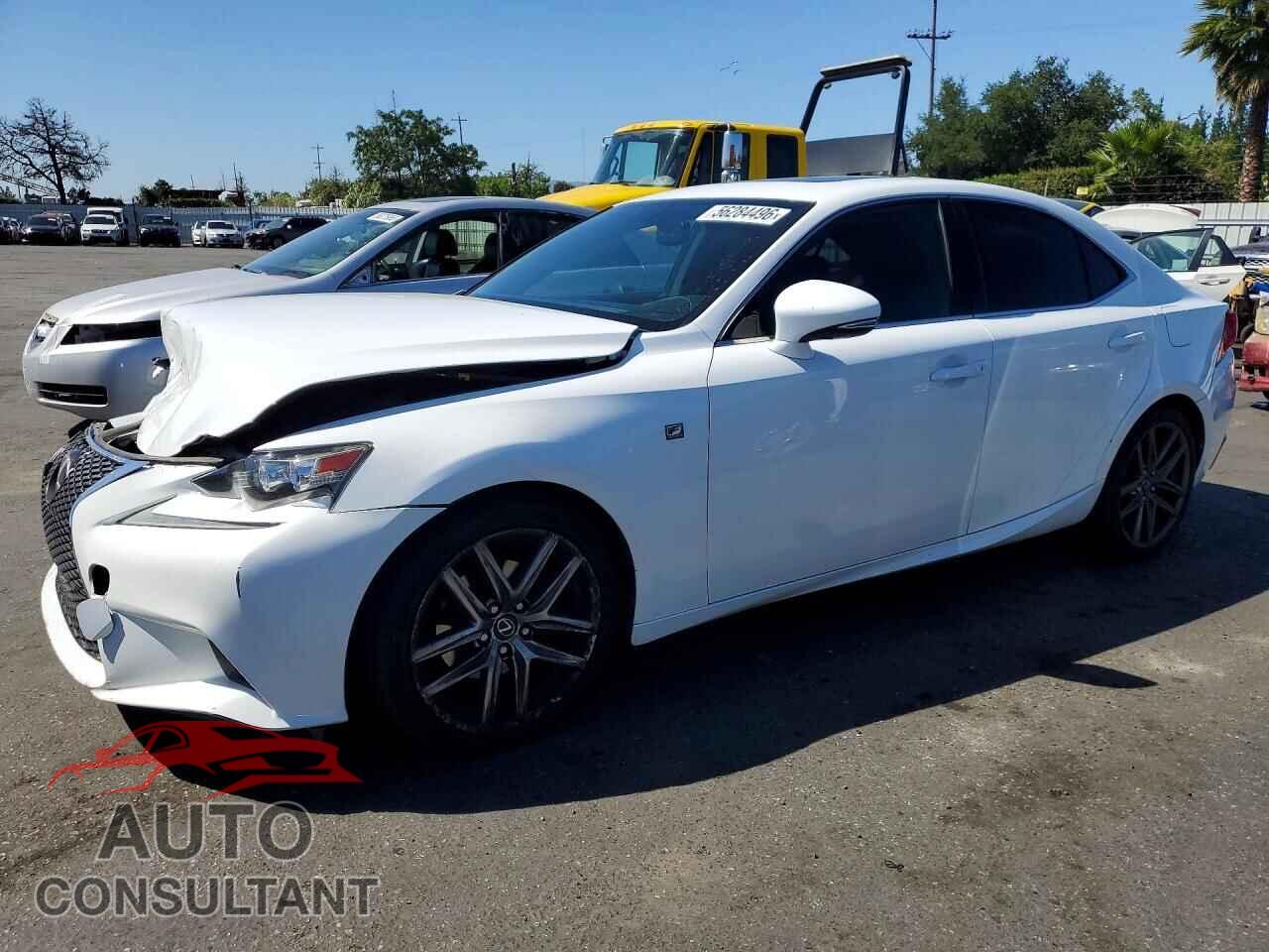 LEXUS IS 2015 - JTHBF1D22F5055729