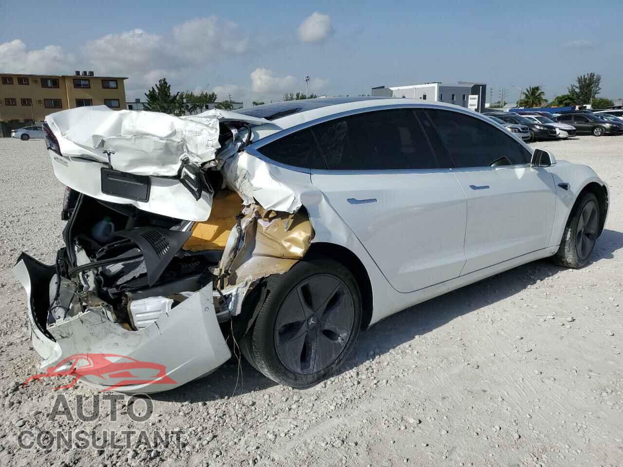 TESLA MODEL 3 2020 - 5YJ3E1EA3LF632566