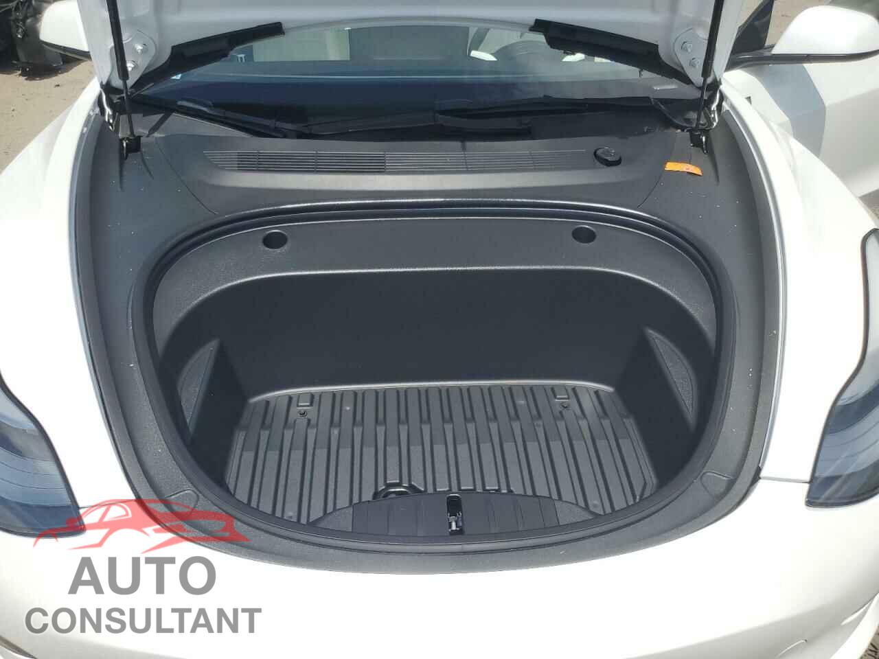 TESLA MODEL 3 2022 - 5YJ3E1EA9NF102167