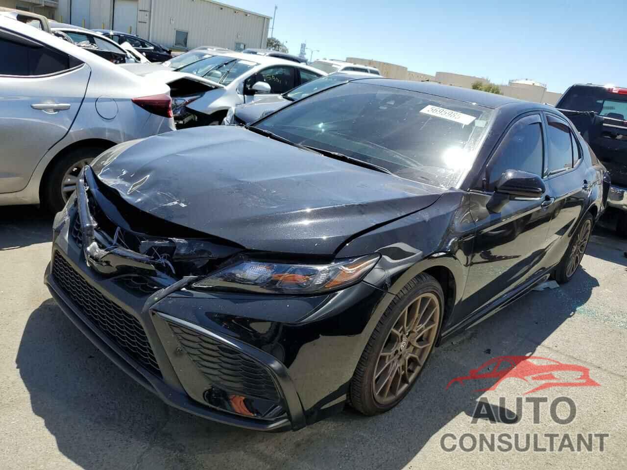 TOYOTA CAMRY 2023 - 4T1G11AK2PU136162