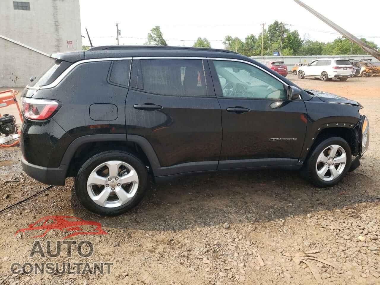 JEEP COMPASS 2018 - 3C4NJDBB9JT281700