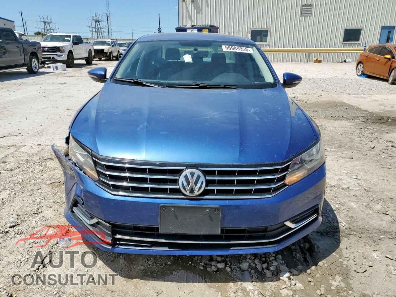 VOLKSWAGEN PASSAT 2017 - 1VWBT7A35HC037750
