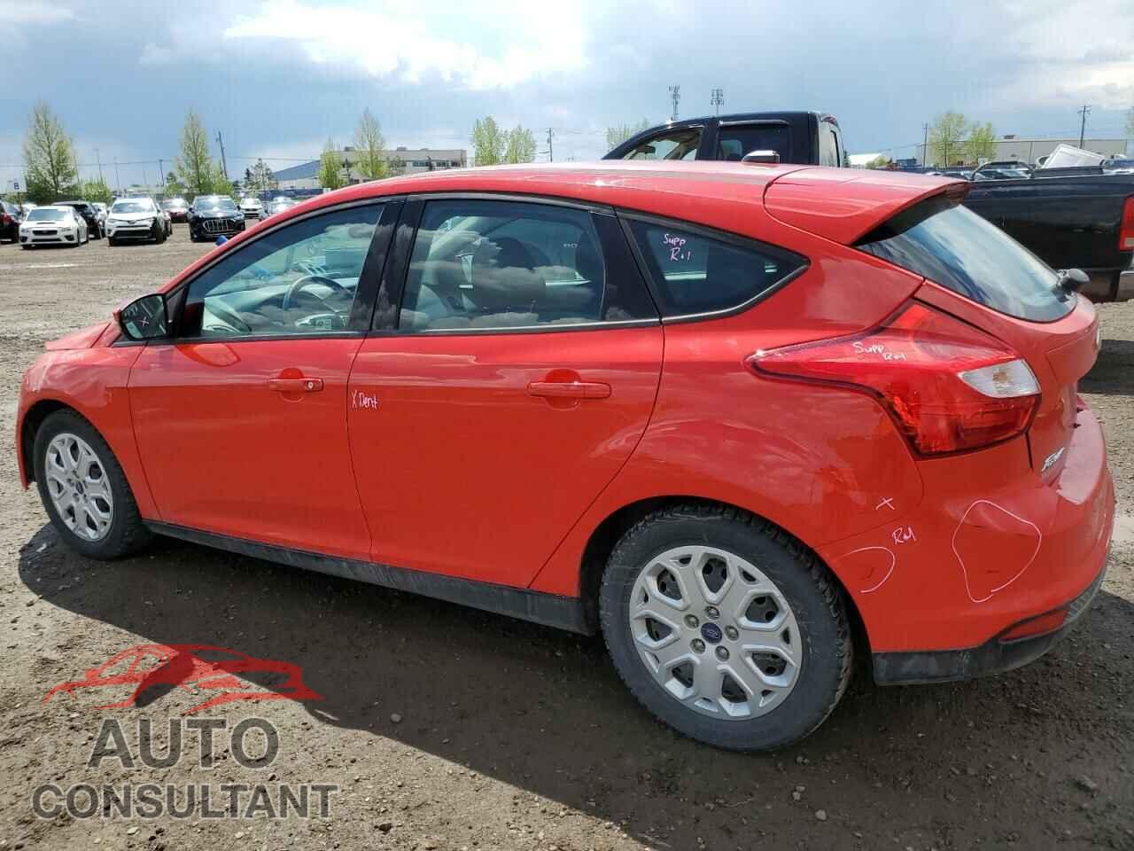 FORD FOCUS 2014 - 1FADP3K23EL226199