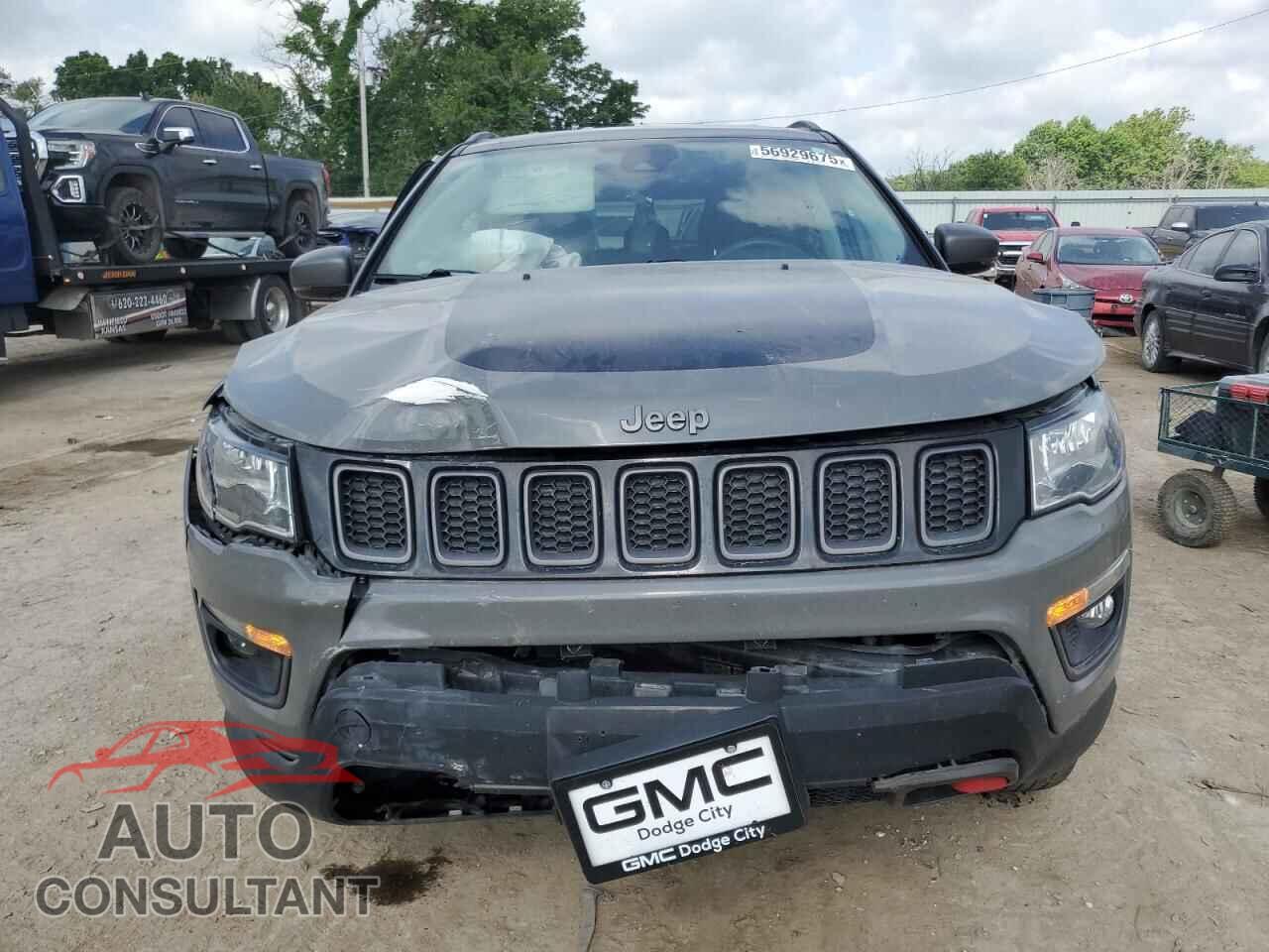 JEEP COMPASS 2021 - 3C4NJDDB8MT556510