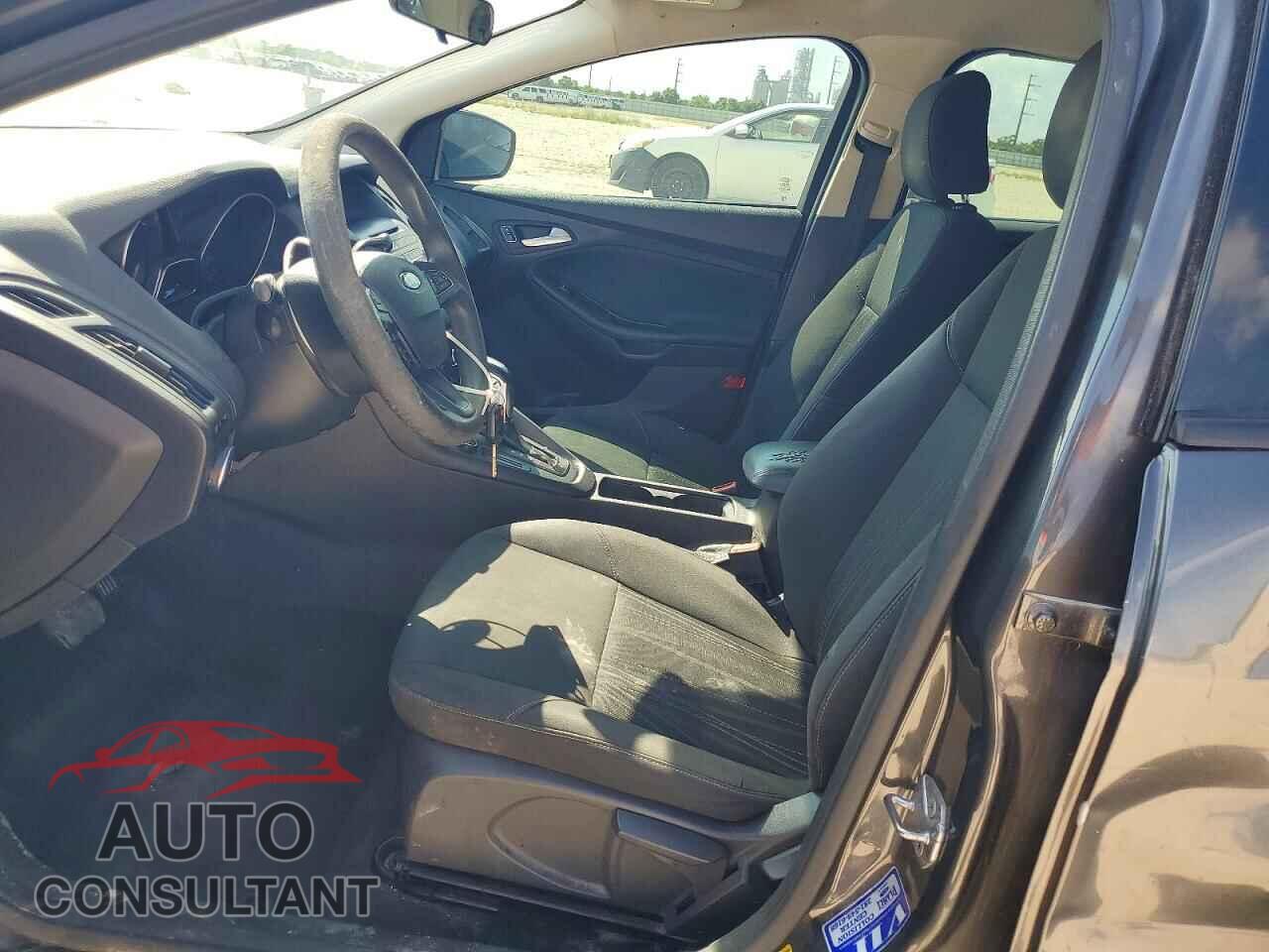 FORD FOCUS 2015 - 1FADP3F2XFL356637