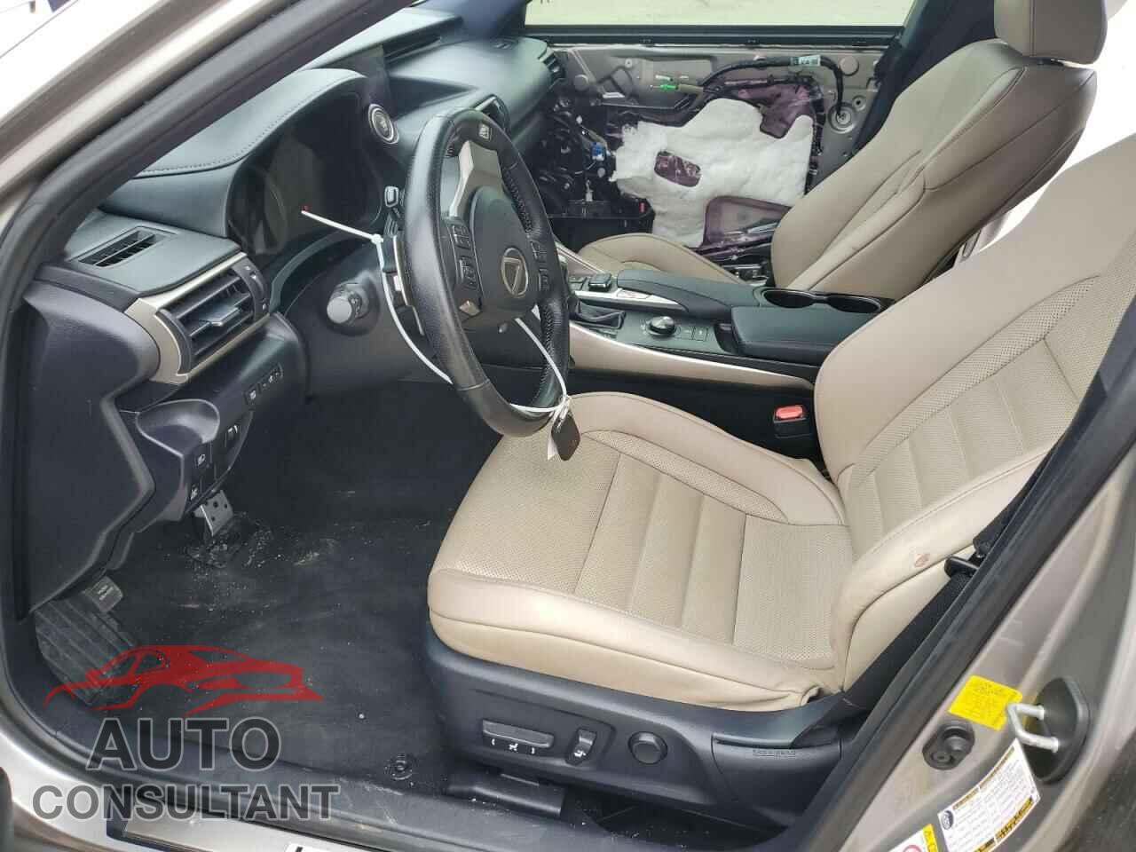 LEXUS IS 2017 - JTHBA1D26H5039888