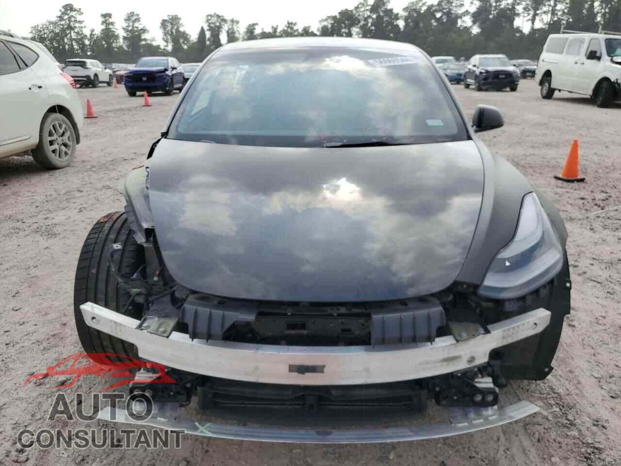 TESLA MODEL 3 2022 - 5YJ3E1EC1NF113682