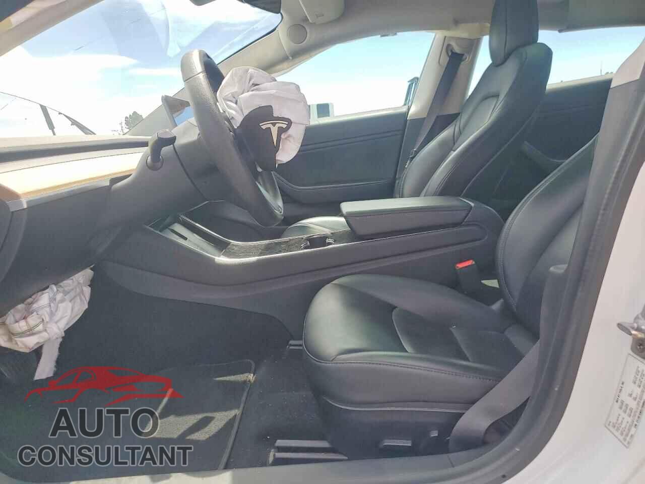TESLA MODEL 3 2020 - 5YJ3E1EB2LF650047
