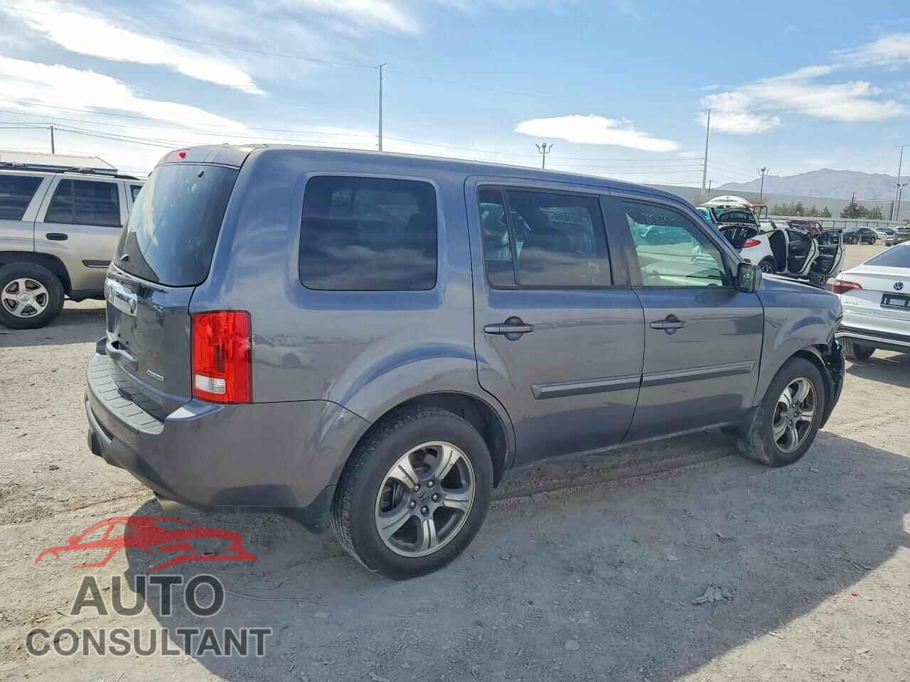HONDA PILOT 2015 - 5FNYF3H39FB035101