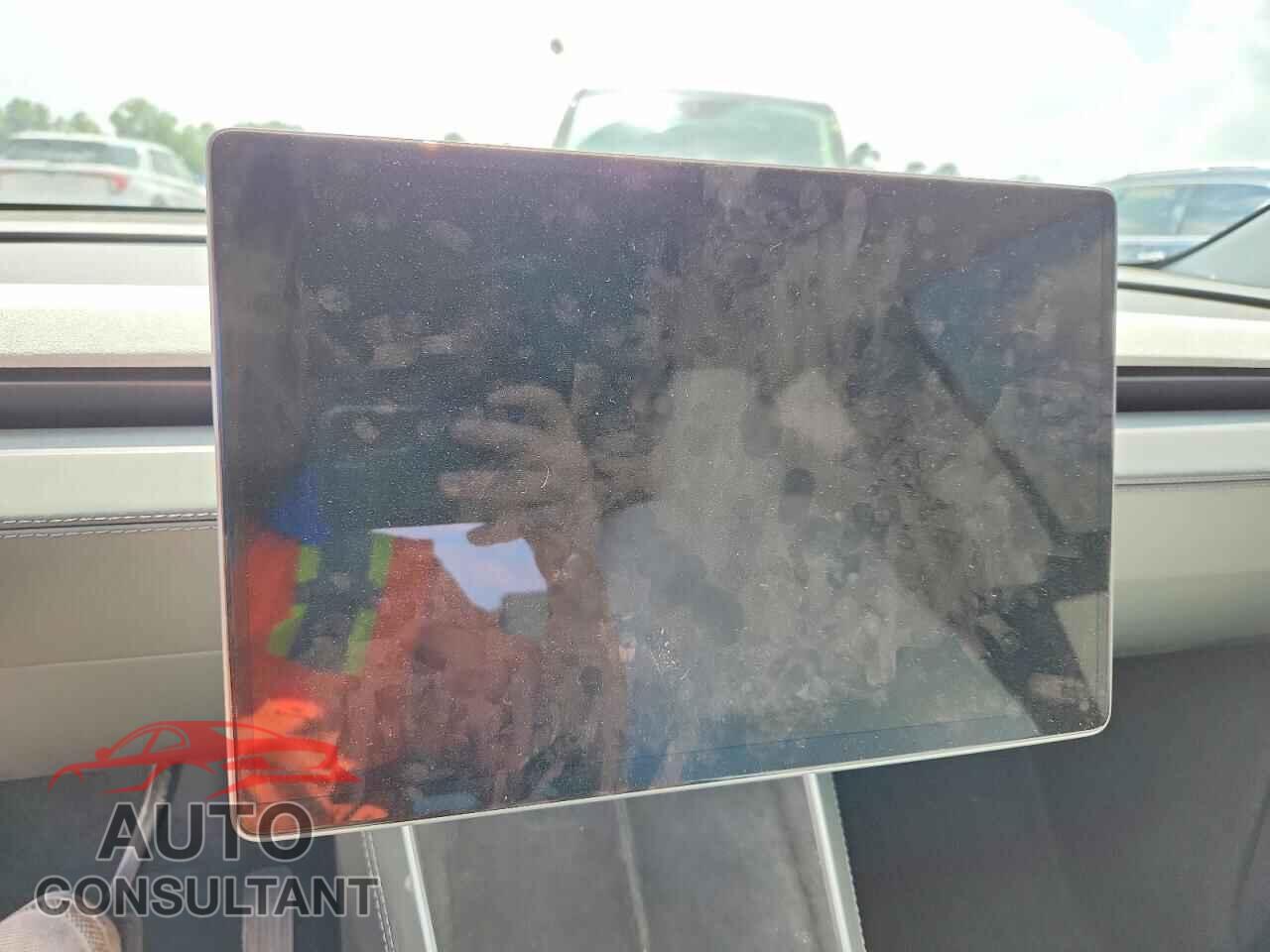TESLA MODEL Y 2026 - 7SAYGDED2TA431480