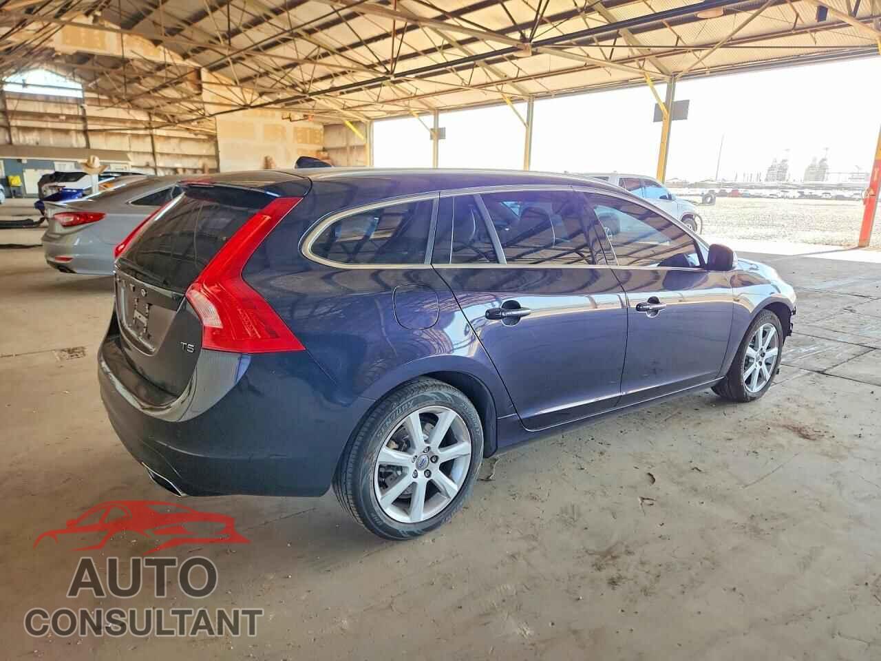 VOLVO V60 2017 - YV140MEK9H1368616