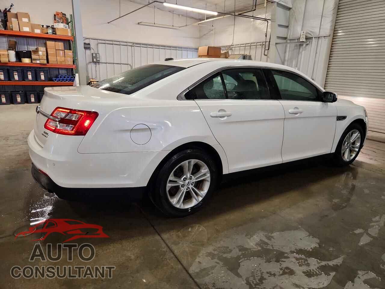 FORD TAURUS 2013 - 1FAHP2E87DG221350