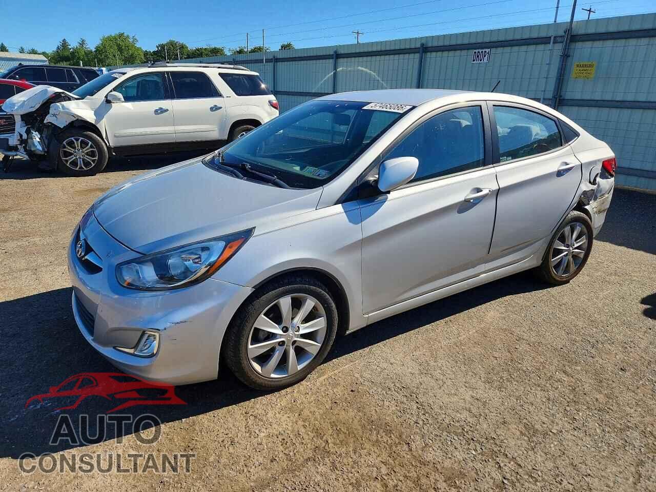 HYUNDAI ACCENT 2012 - KMHCU4AEXCU071704