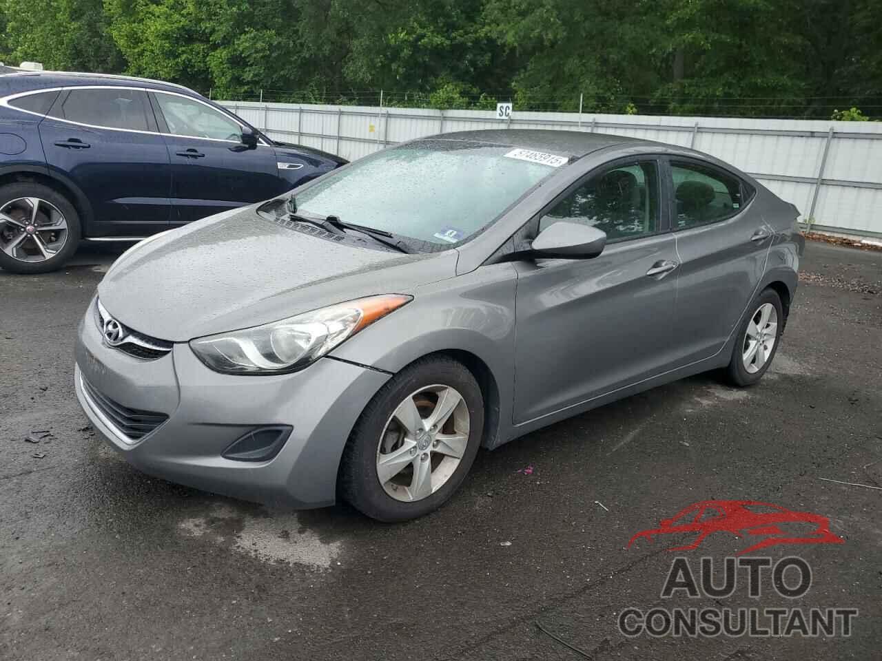 HYUNDAI ELANTRA 2013 - 5NPDH4AE3DH332888