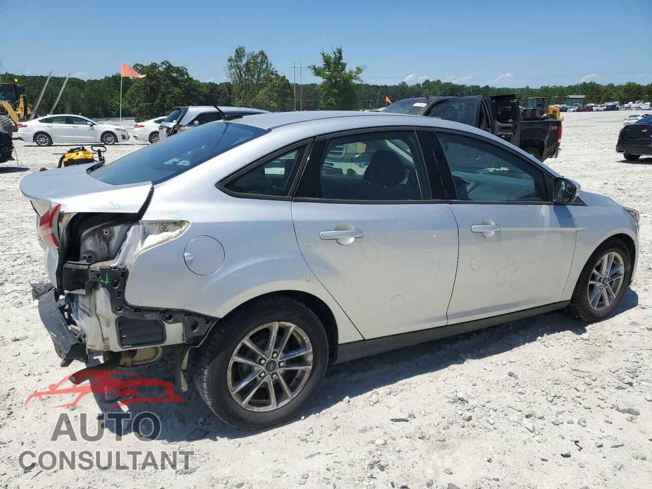 FORD FOCUS 2017 - 1FADP3F27HL223918