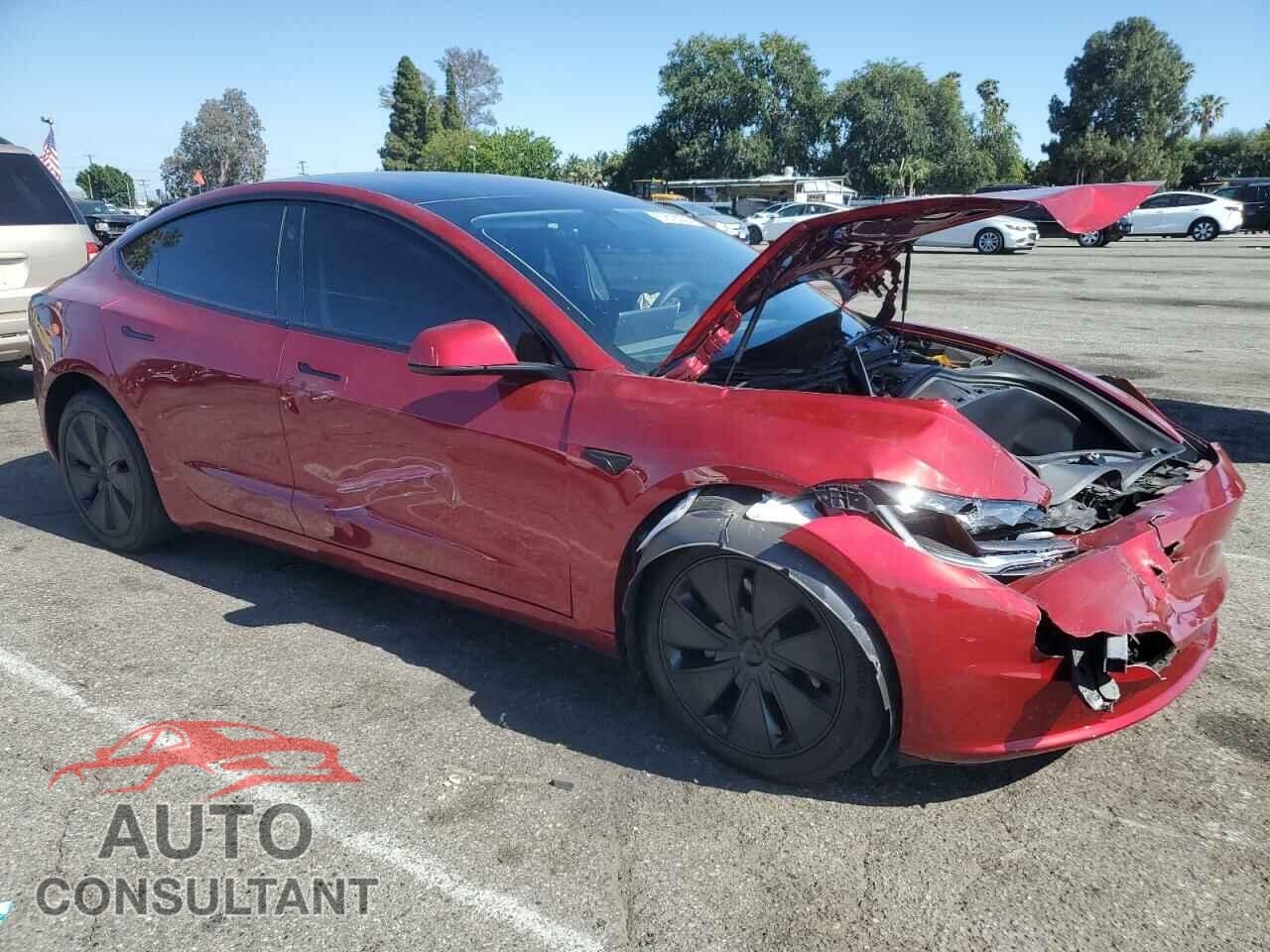 TESLA MODEL 3 2024 - 5YJ3E1EA8RF820573