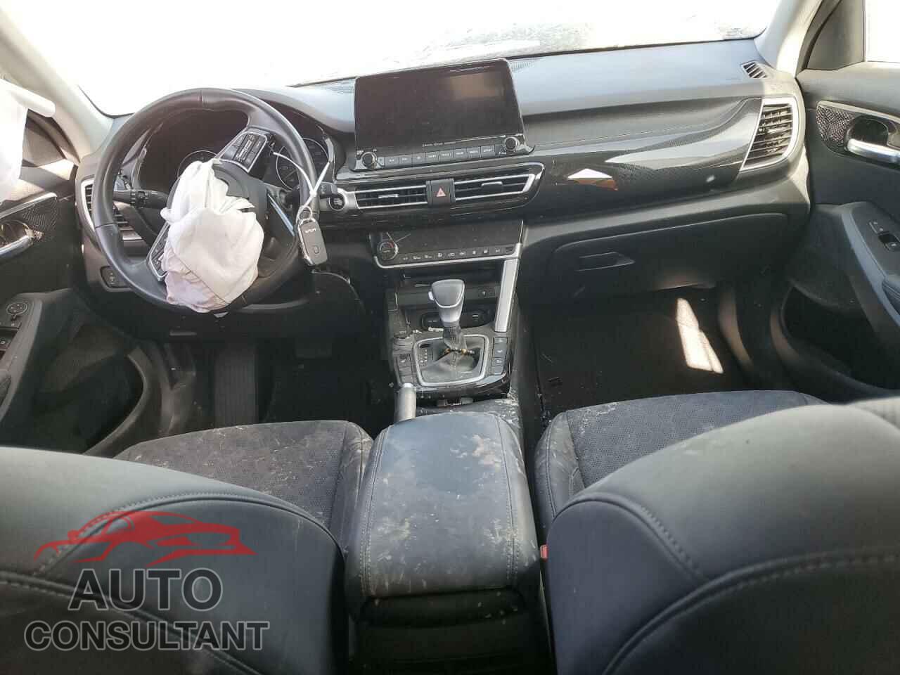 KIA SELTOS 2023 - KNDERCAA7P7417847