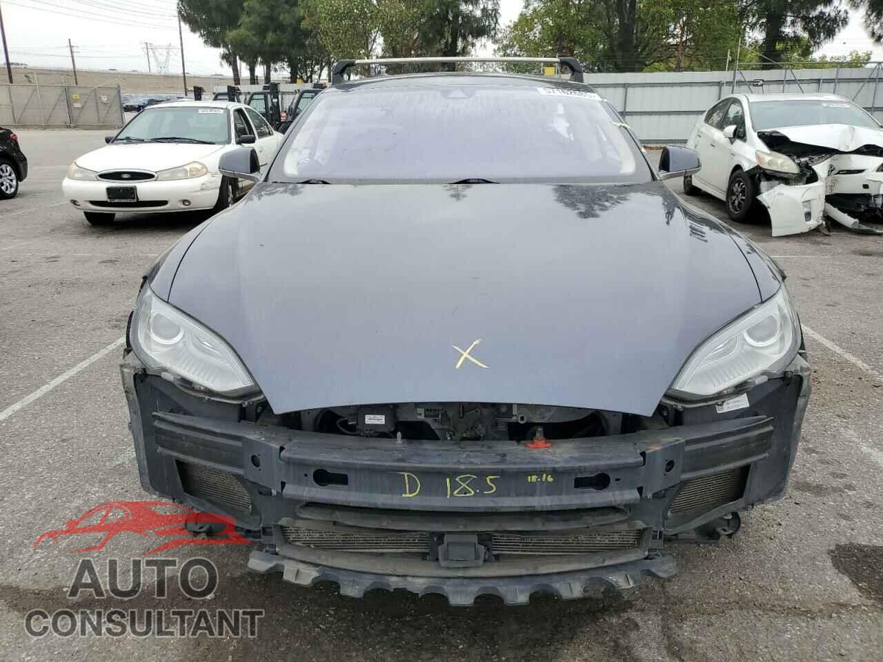 TESLA MODEL S 2014 - 5YJSA1S14EFP56277